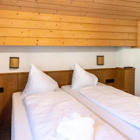 Zentral Gelegenes In * 巴德小基希海姆