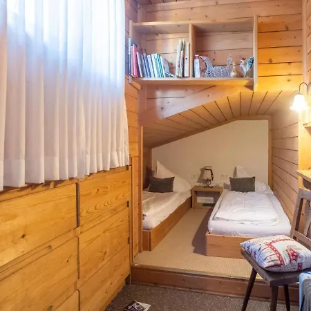 Zentral Gelegenes In *